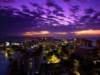 Cancun_at_Twilight,_Mexico