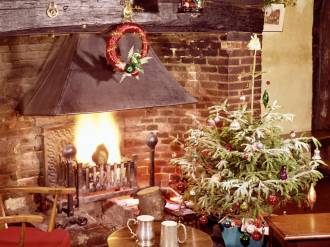 Christmas_wallpapers_Home_comfort___Christmas_011447_